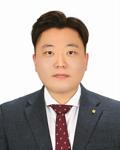 부담임목사 김은국 목사